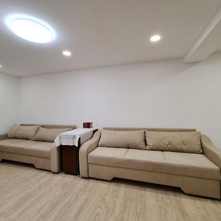 Luxury Panoramic Apartment Oradea Bagian luar foto