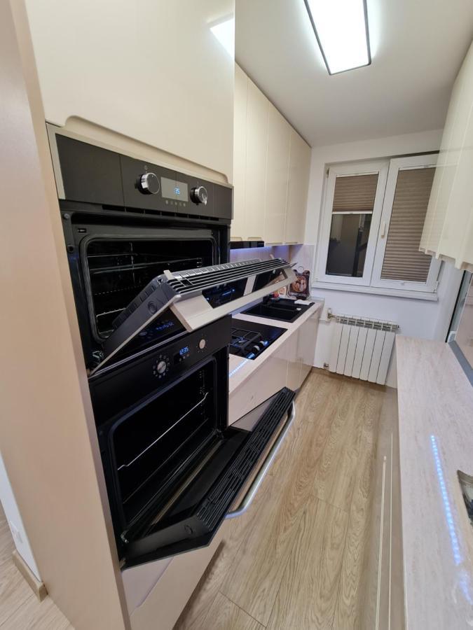 Luxury Panoramic Apartment Oradea Bagian luar foto