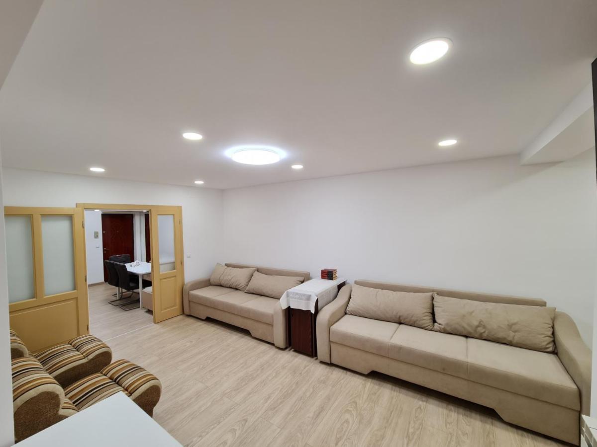 Luxury Panoramic Apartment Oradea Bagian luar foto