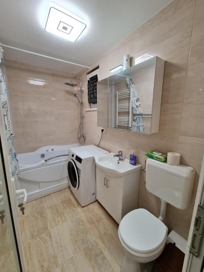 Luxury Panoramic Apartment Oradea Bagian luar foto